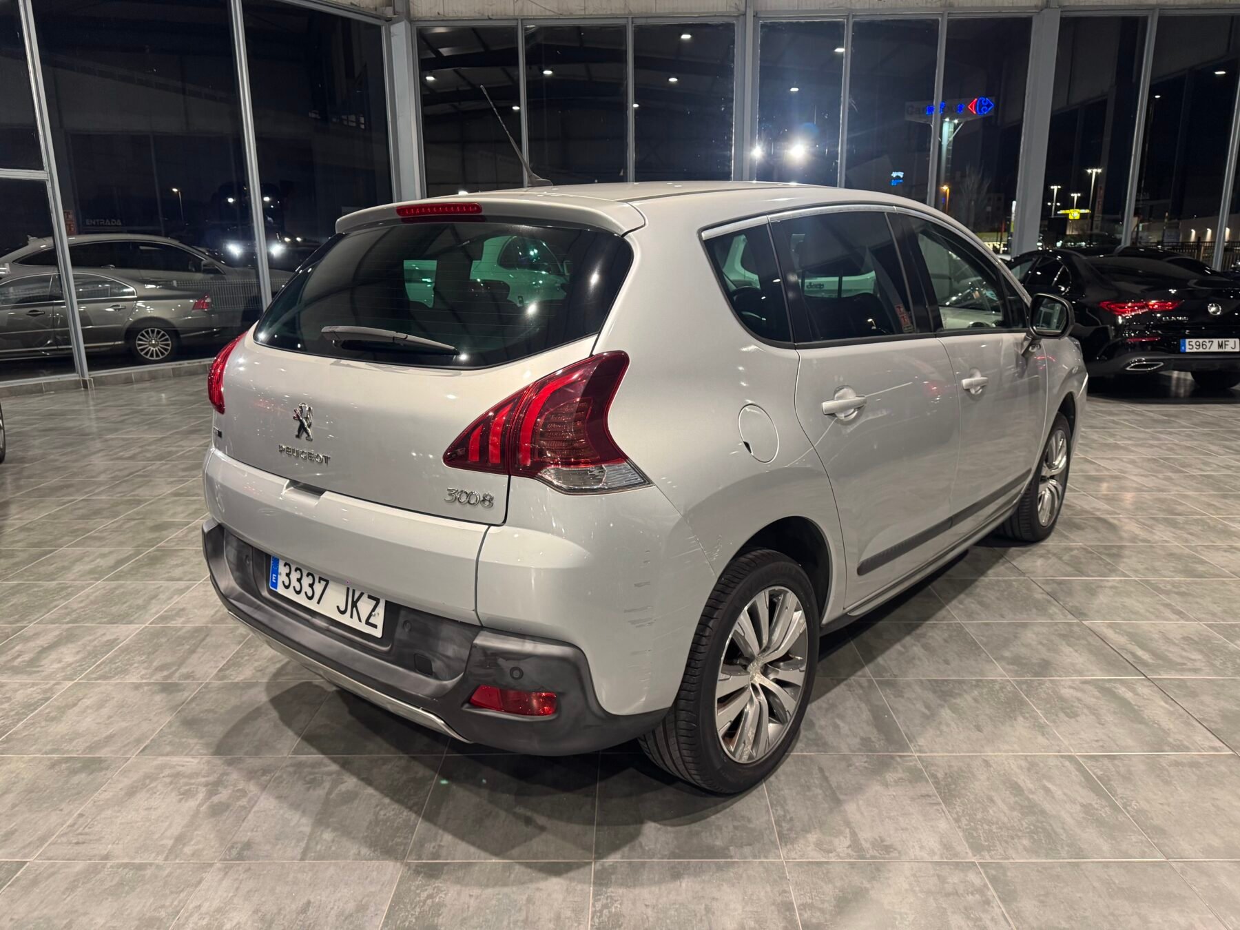 PEUGEOT 3008 Allure