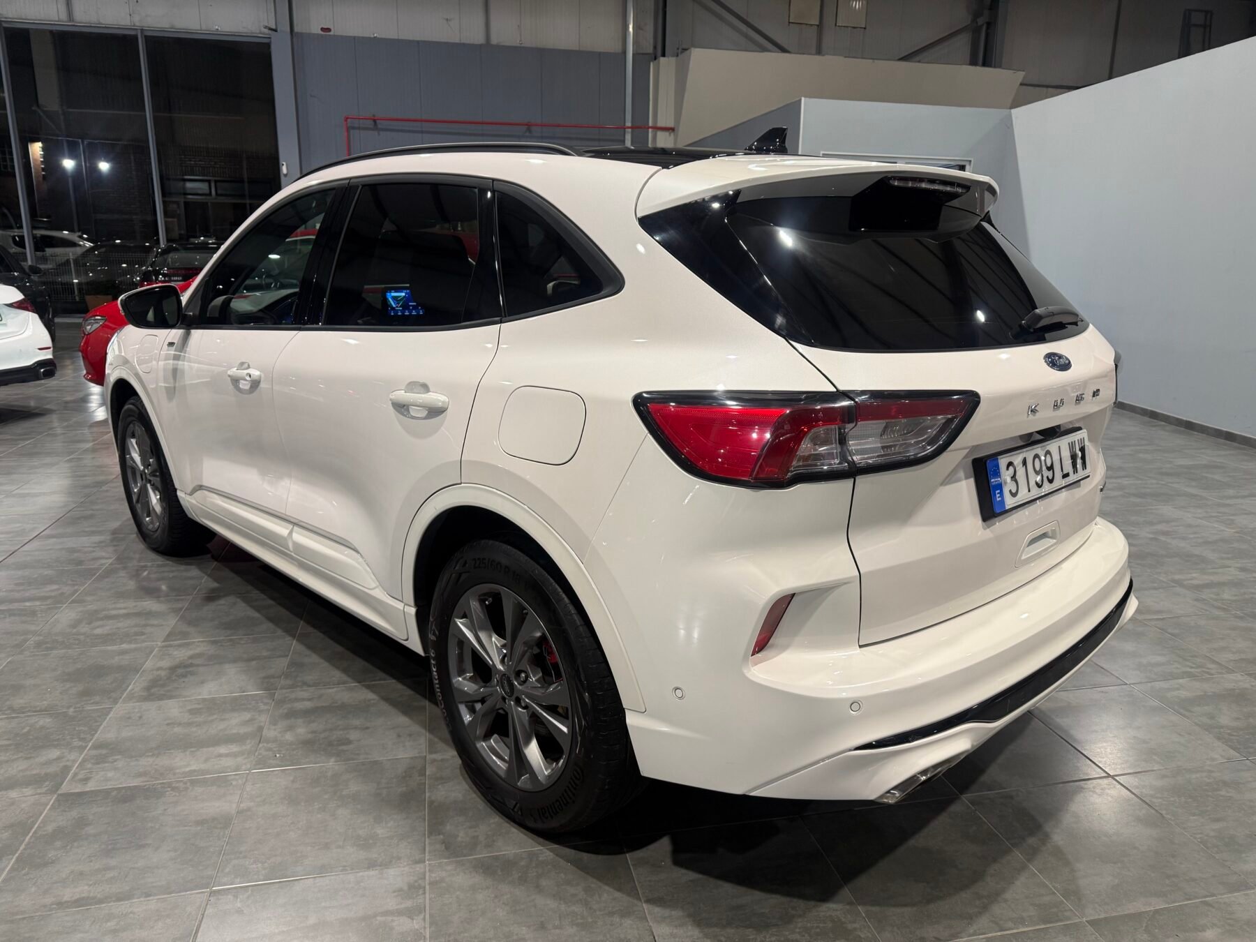 FORD kuga 2.5 ST LINE X