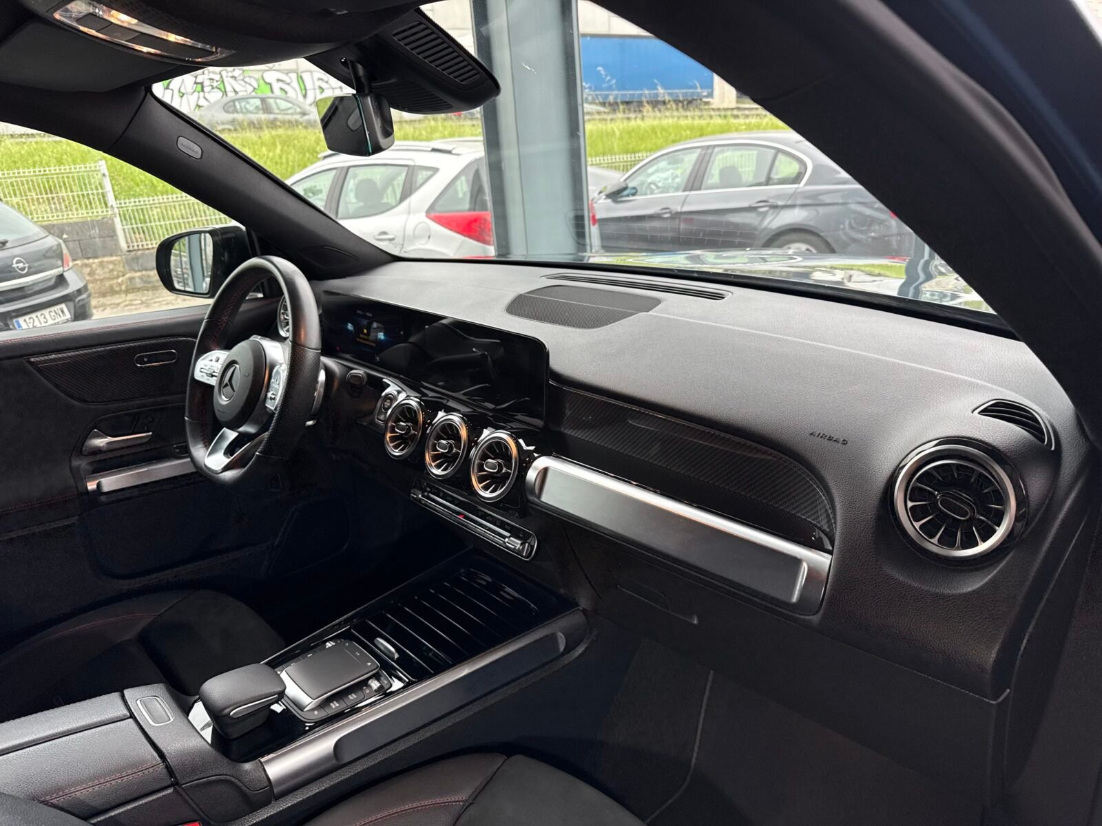 MERCEDES-BENZ GLB 220 CDI AMG LINE