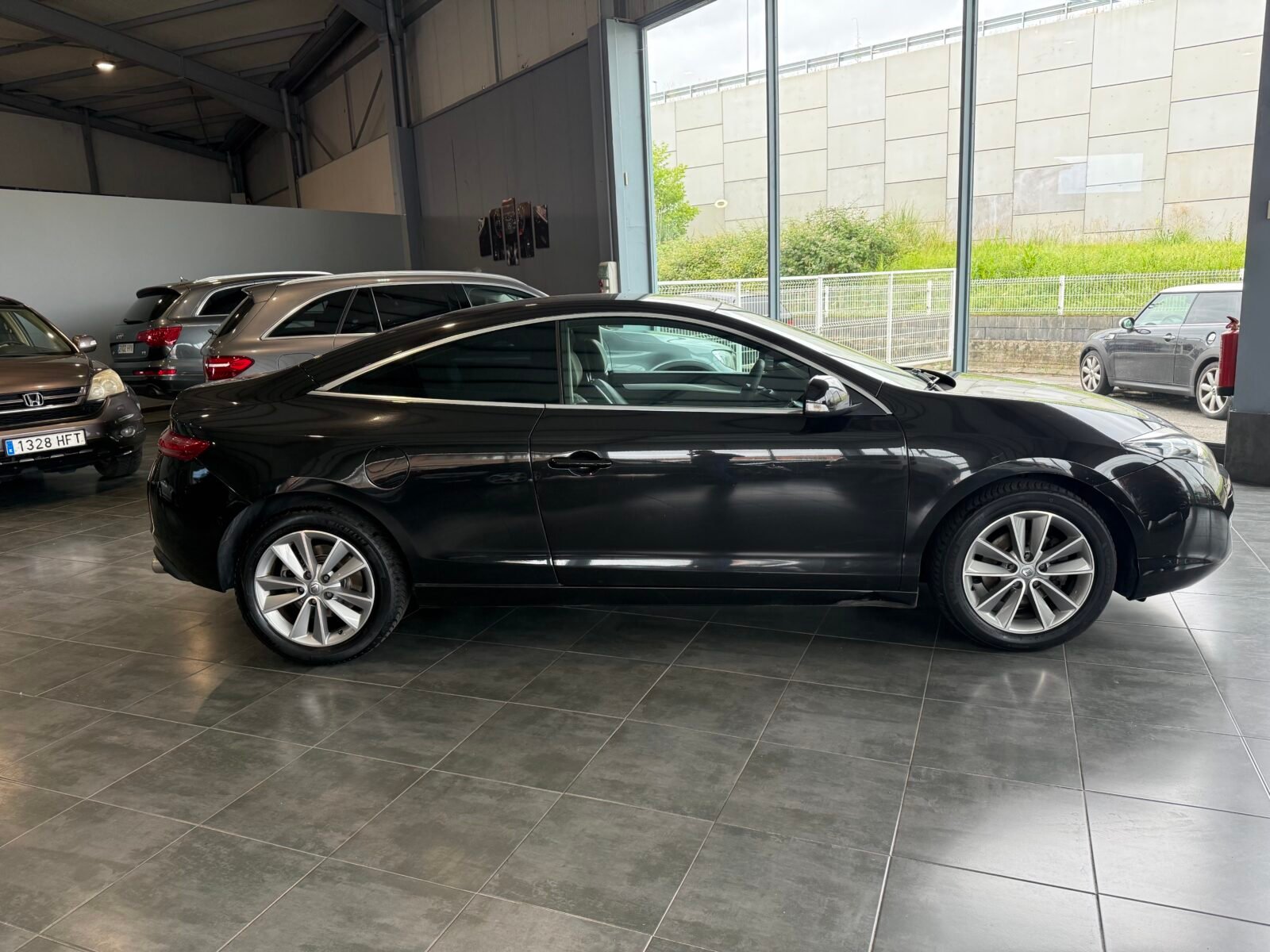 RENAULT laguna 2.0 dci coupe