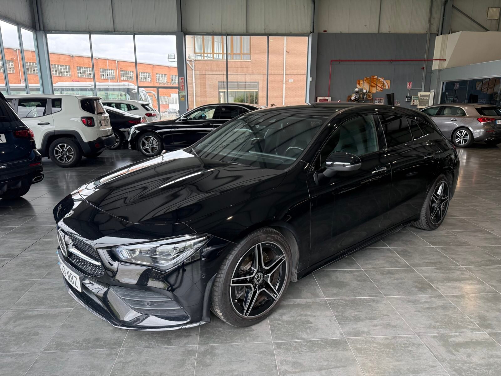 MERCEDES-BENZ CLA 200 CDI AMG LINE